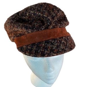 One Sera Hat With Brim Woven Lined